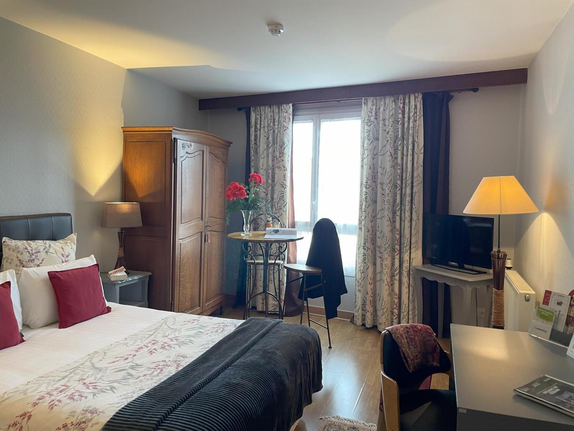 The Originals Boutique, Hotel Clos Sainte Marie, Nevers Eksteriør bilde