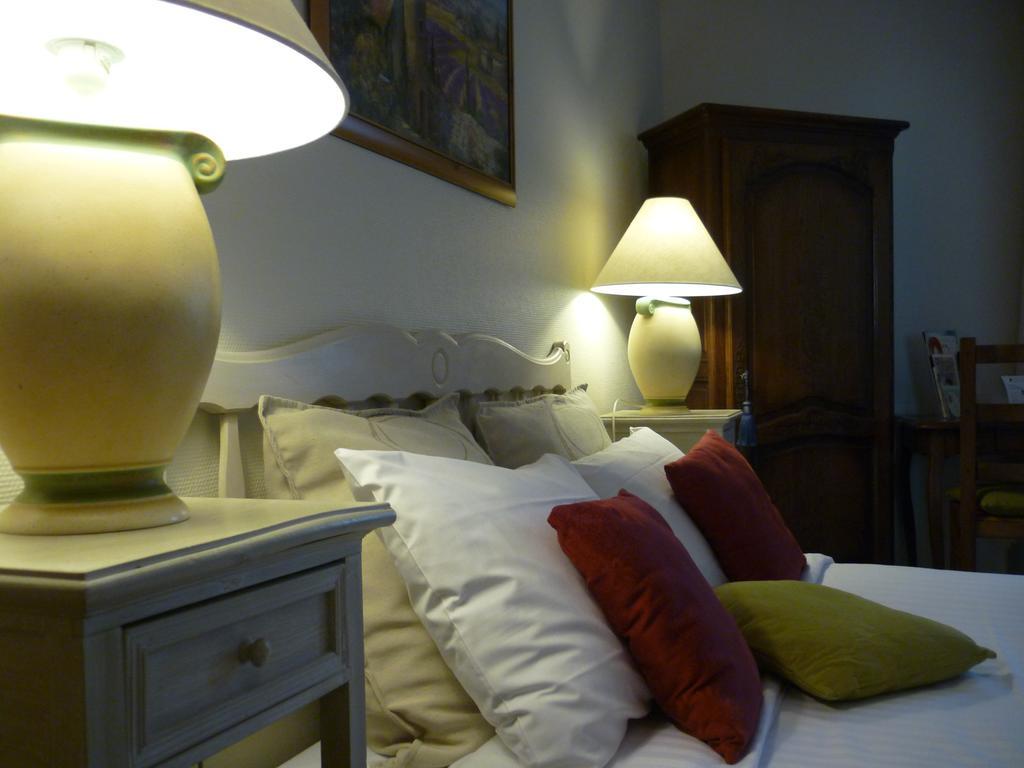 The Originals Boutique, Hotel Clos Sainte Marie, Nevers Rom bilde