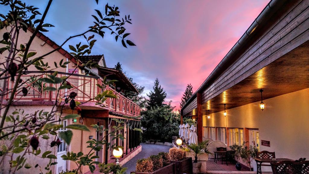 The Originals Boutique, Hotel Clos Sainte Marie, Nevers Eksteriør bilde